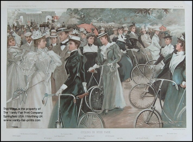 Eine Gruppe von Menschen, die Fahrräder in Hyde Park, London, fahren, mit Bäumen und einem Gebäude im Hintergrund und Text unten.