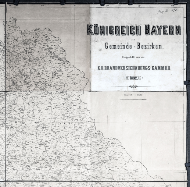 Eine Schwarz-Weiß-Karte von Koenigreich Bayern, Deutschland, die geographische Merkmale wie Flüsse, Berge und Städte zeigt.